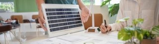 В России создали высокоэффективную "всепогодную" солнечную батарею на базе гибридной формы перовскитов